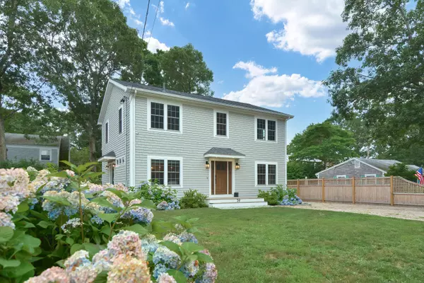 59 Toledo Street, East Falmouth, MA 02536