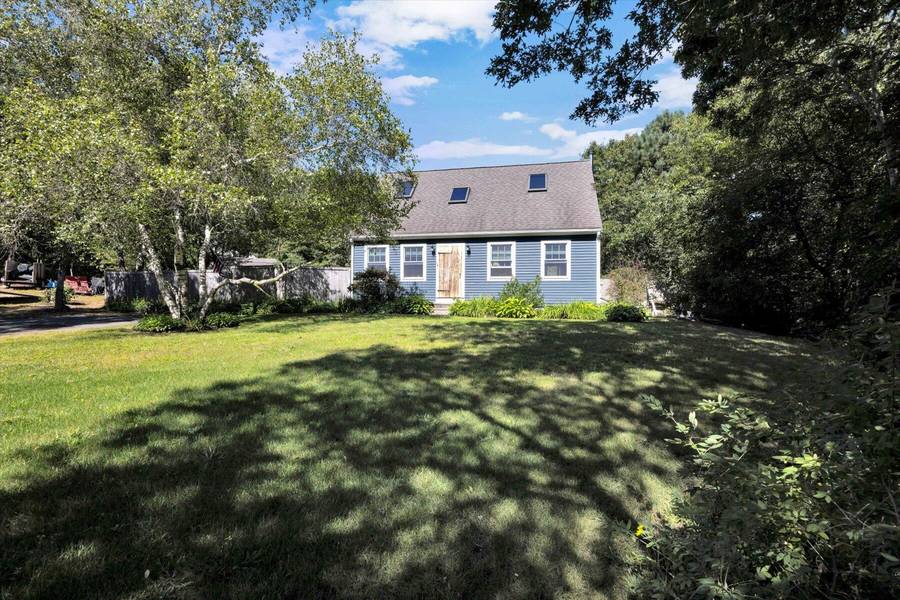 229 Ship Pond Road, Plymouth, MA 02360