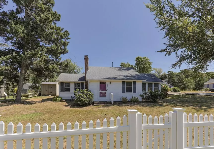 216 Sea Street, Dennis Port, MA 02639