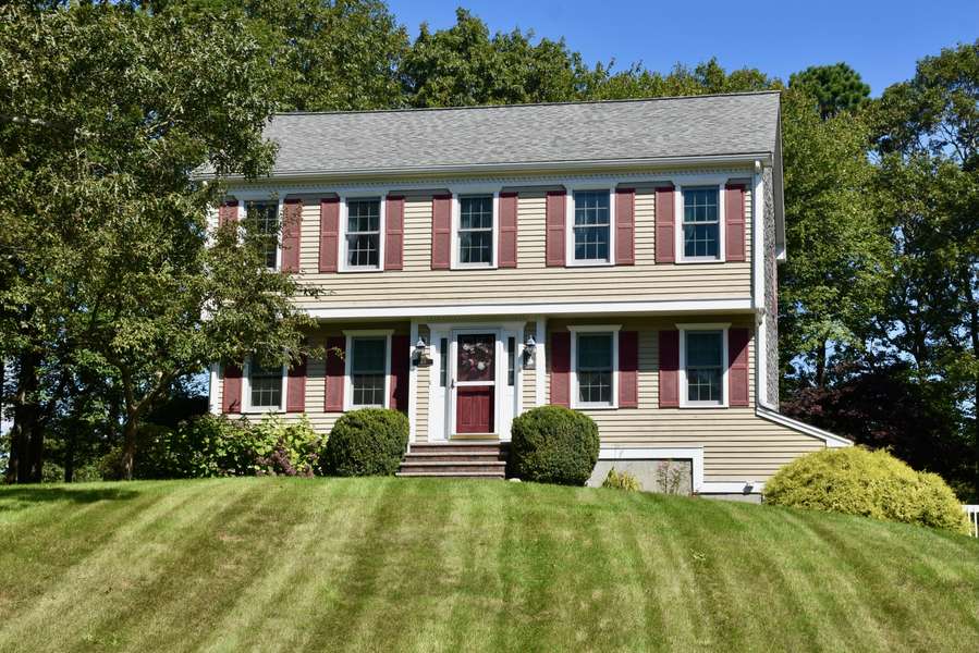 49 Nonantum Road, Cedarville, MA 02360