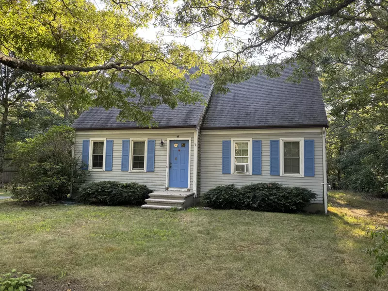 49 Bracken Fern Road, Marstons Mills, MA 02648