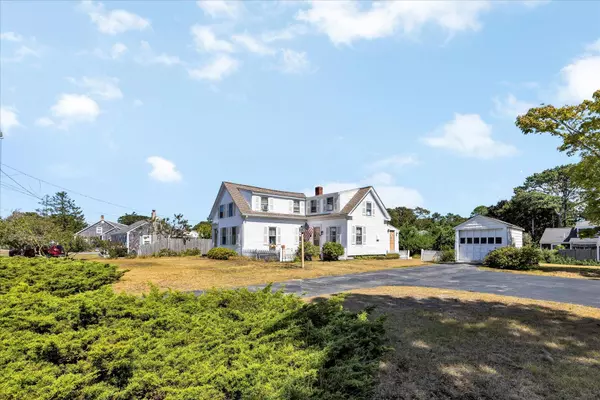 West Dennis, MA 02670,178 School Street