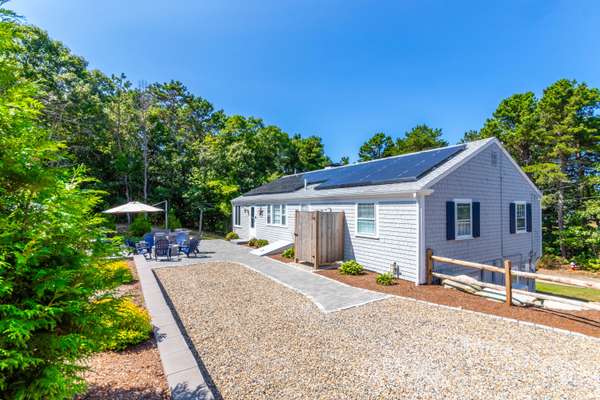 South Dennis, MA 02660,47 Follins Bay Road