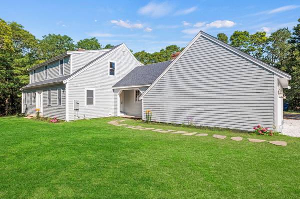 Cotuit, MA 02635,148 Hollow Road