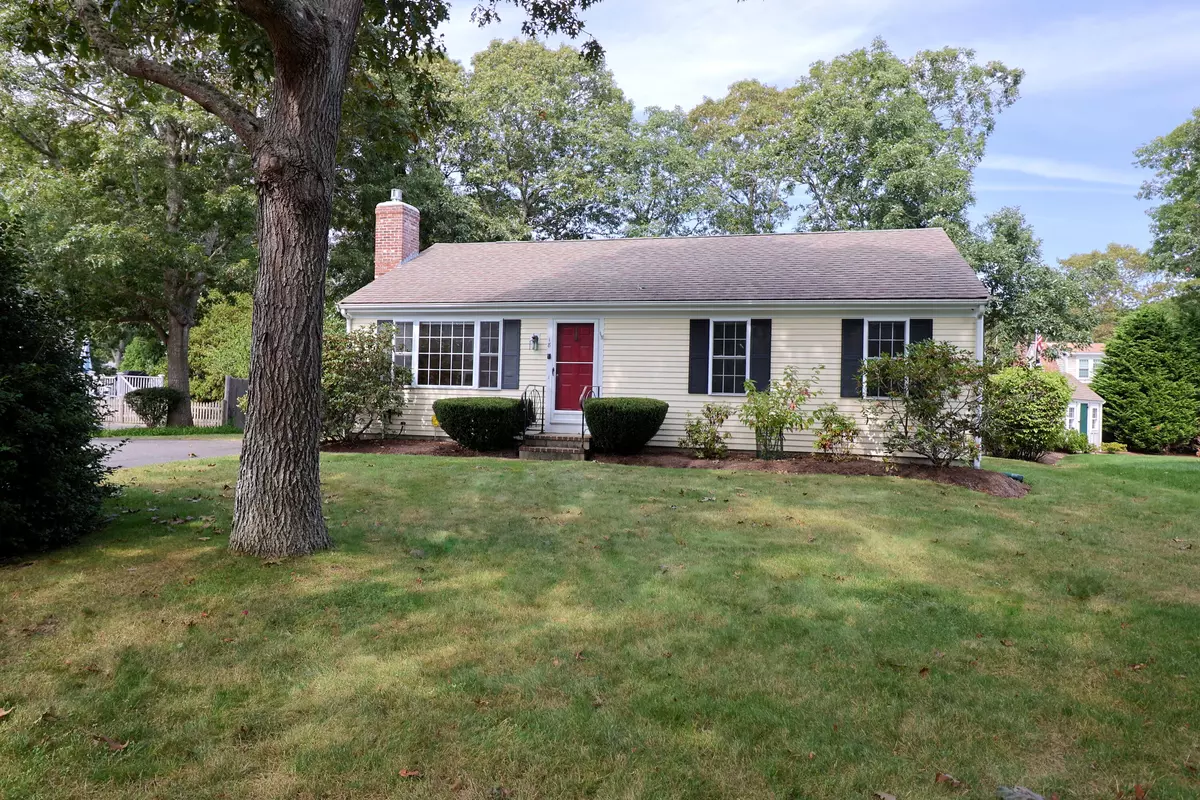 South Dennis, MA 02660,18 Chadwick Road