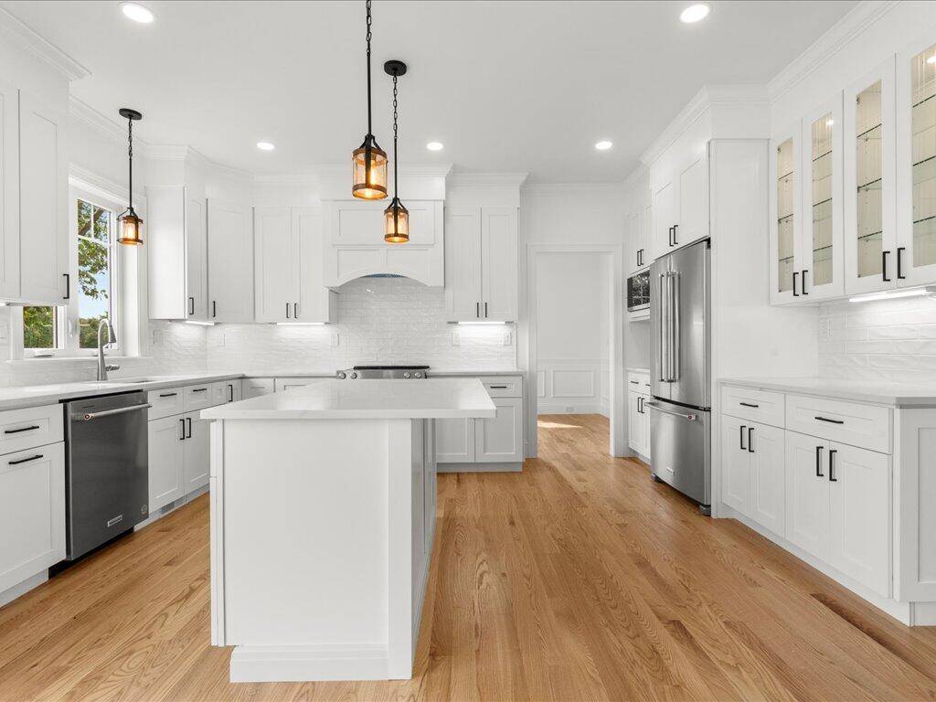 Framingham, MA 01701,104A Cherry Street