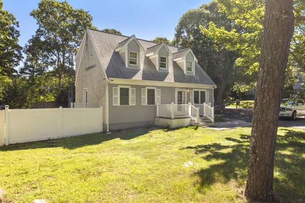 South Yarmouth, MA 02664,4 Old Colony Way