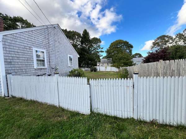 South Yarmouth, MA 02664,32 Capt Bearse Road