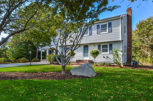 12 Highcrest Road,  North Falmouth,  MA 02556