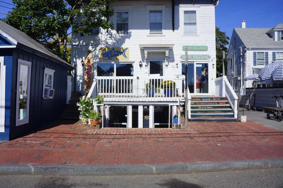 322 Commercial Street #C, Provincetown, MA 02657