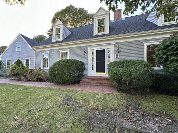 15 Marsh Side Drive, Yarmouth Port, MA 02675