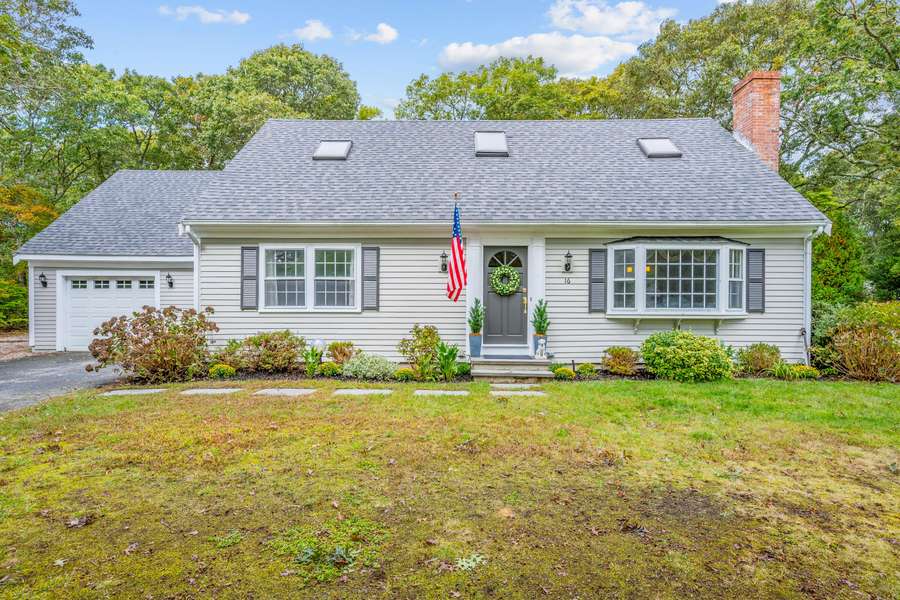 16 Noreast Drive, Harwich, MA 02645