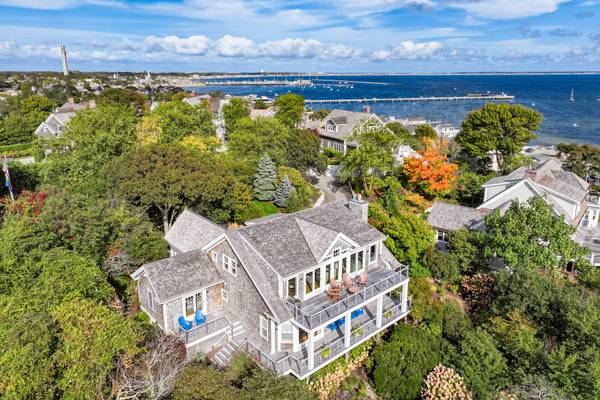 7 Telegraph Hill Road, Provincetown, MA 02657