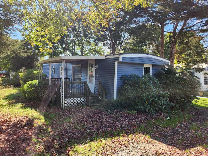 9 Second Avenue, Pocasset, MA 02559