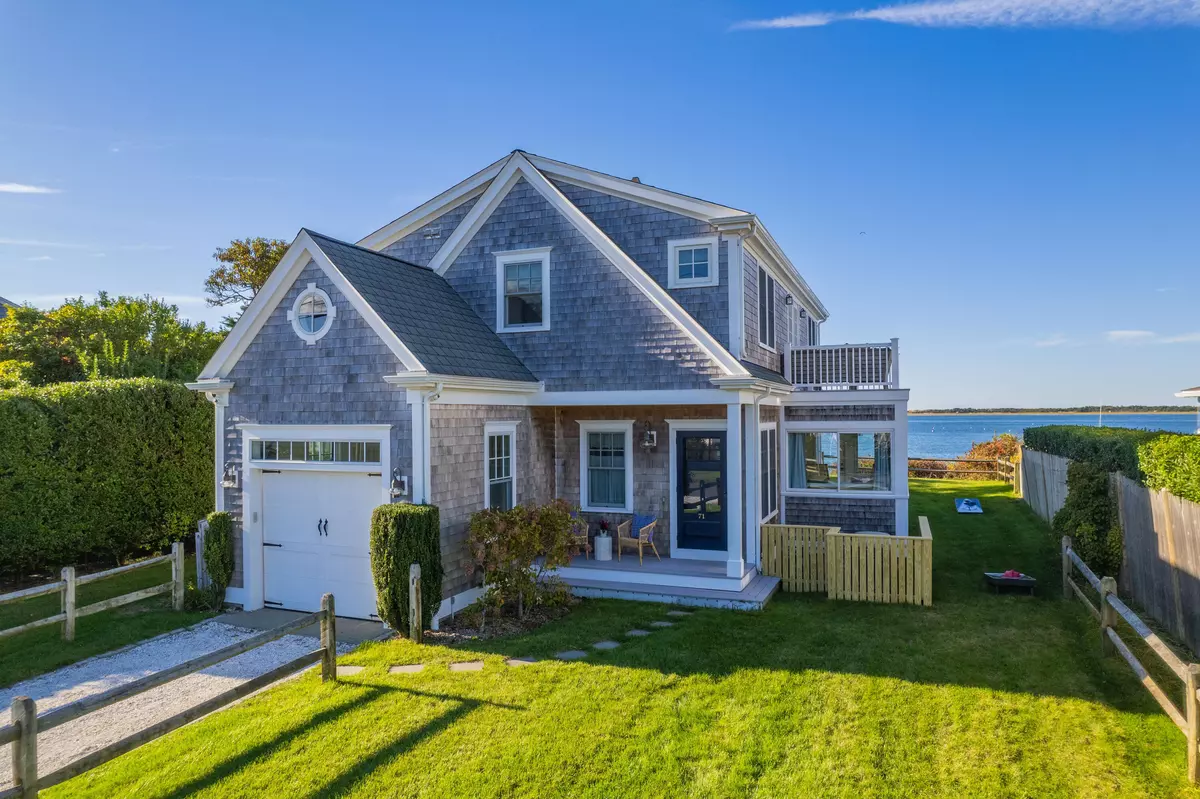 Barnstable, MA 02630,71 Sunset Lane