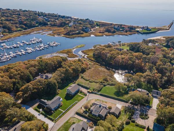 10 Colonial Way, Harwich Port, MA 02646