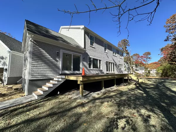 East Falmouth, MA 02536,lot 487 Menauhant Road