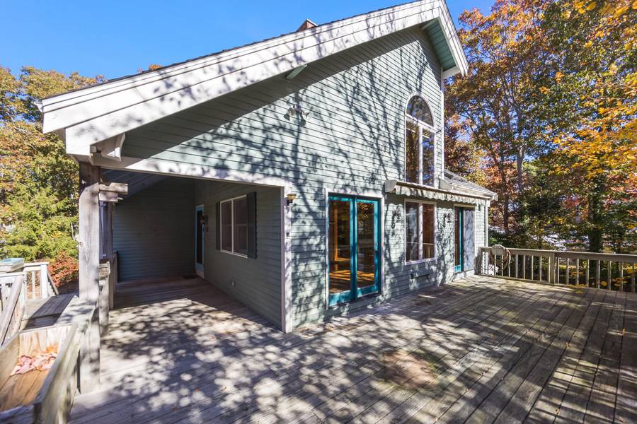 43 Sea Breeze Drive, Bourne, MA 02532