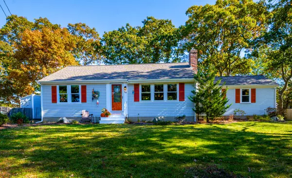 58 Flicker Lane, West Yarmouth, MA 02673