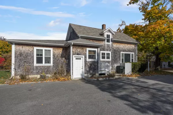 East Falmouth, MA 02536,241 Davisville Road