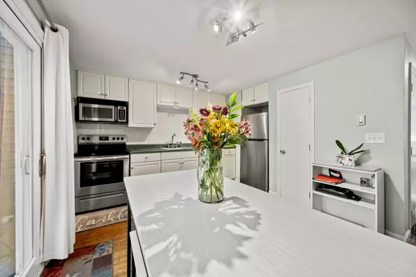 300 Falmouth Road #21E, Mashpee, MA 02649