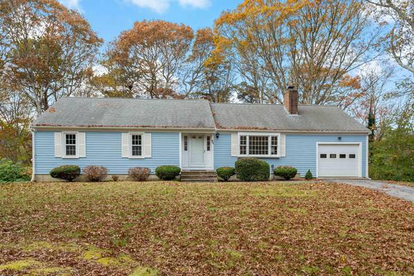 95 Valley Brook Road, Centerville, MA 02632