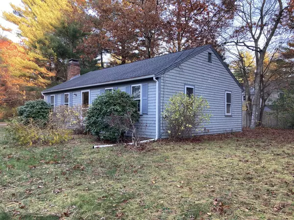 Centerville, MA 02632,426 Nottingham Drive