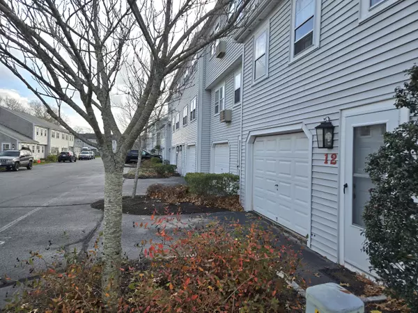 Barnstable, MA 02601,110 W Main Street #12