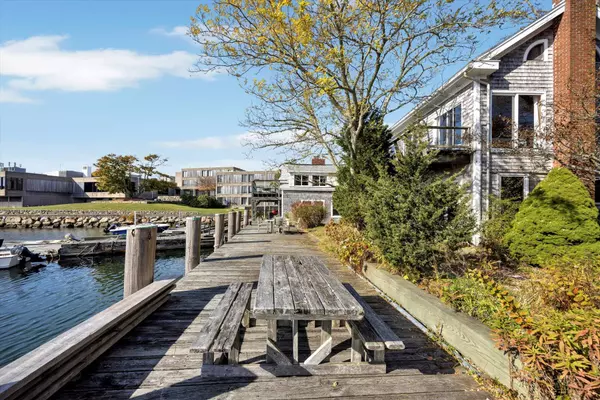 Woods Hole, MA 02543,46 Millfield Street