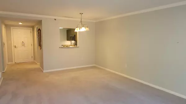 Yarmouth Port, MA 02675,2114 Heatherwood