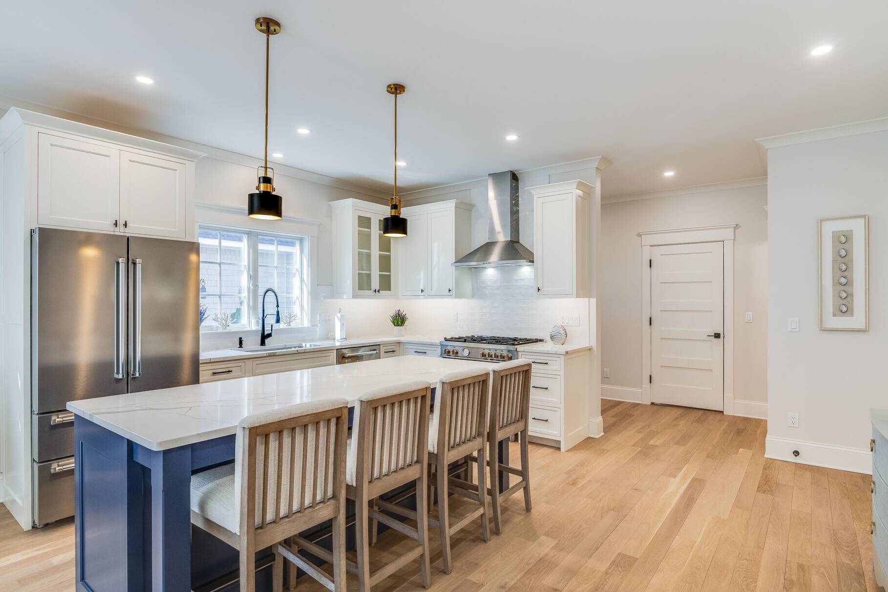 North Falmouth, MA 02556,255 Old Main Road #2B