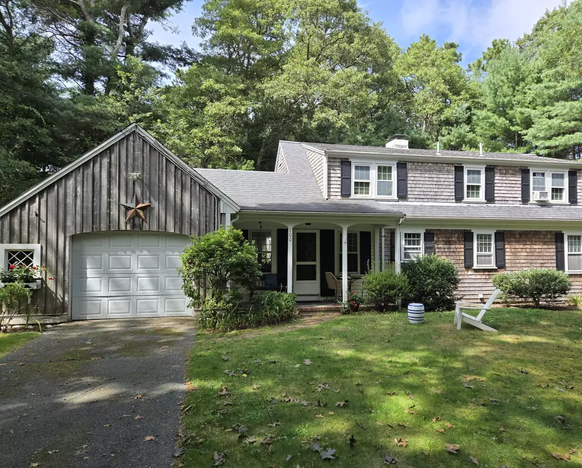 Centerville, MA 02632,100 Holly Hill Road