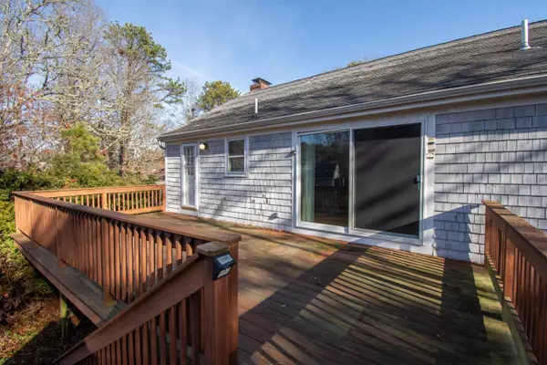 West Yarmouth, MA 02673,49 Warbler Lane