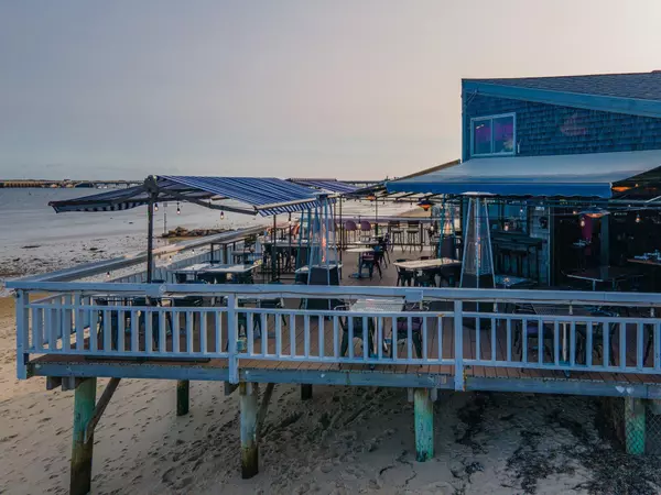 Provincetown, MA 02657,193A Commercial Street #U6