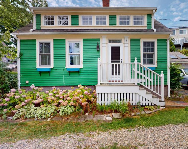 6 Lovetts Court, Provincetown, MA 02657