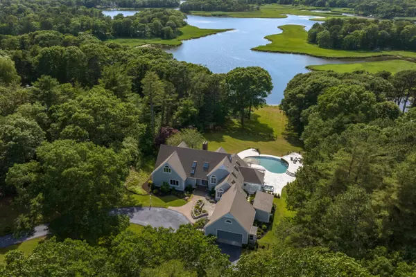 38 Beach Plum Hill Road, Osterville, MA 02655