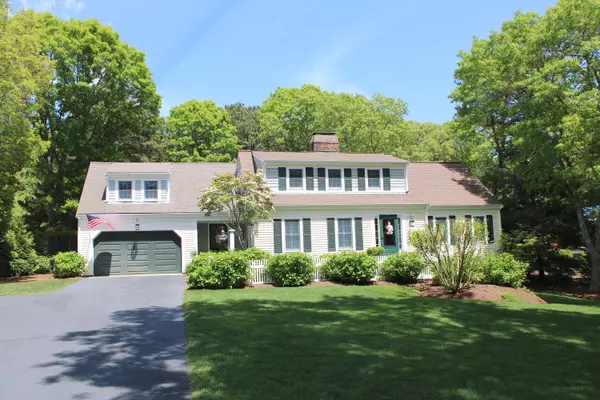 Cotuit, MA 02635,64 Cotuit Bay Drive