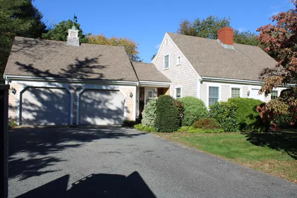 59 Emerald Lane, East Falmouth, MA 02536