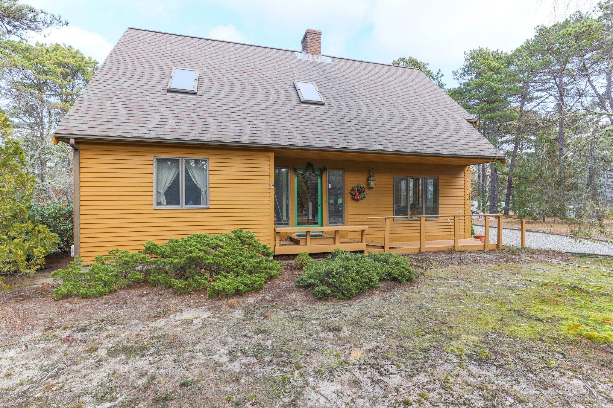 Wellfleet, MA 02667,35 Pine Field Road