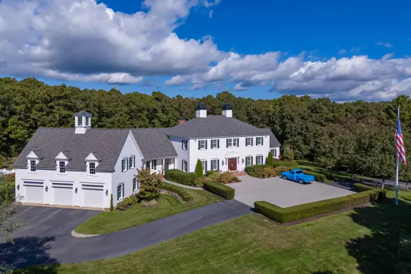 Osterville, MA 02655,44 Seapuit Road