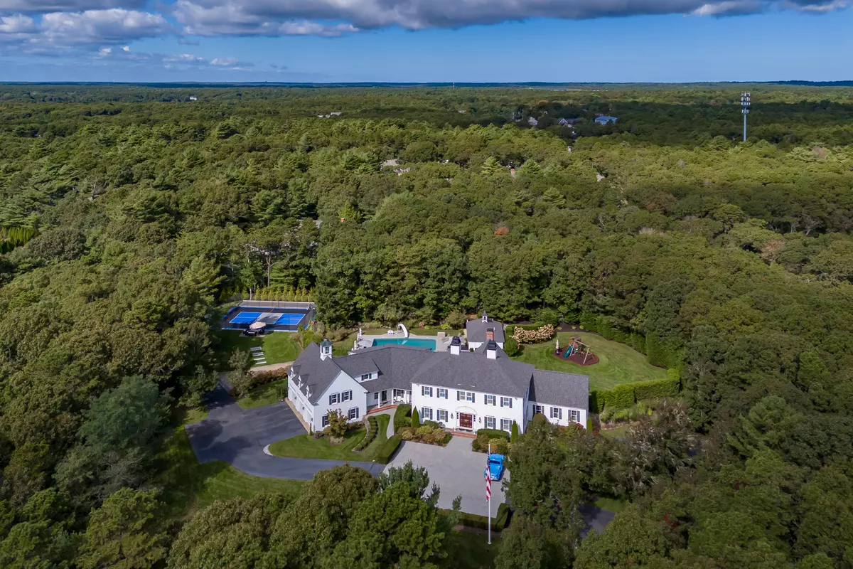Osterville, MA 02655,44 Seapuit Road