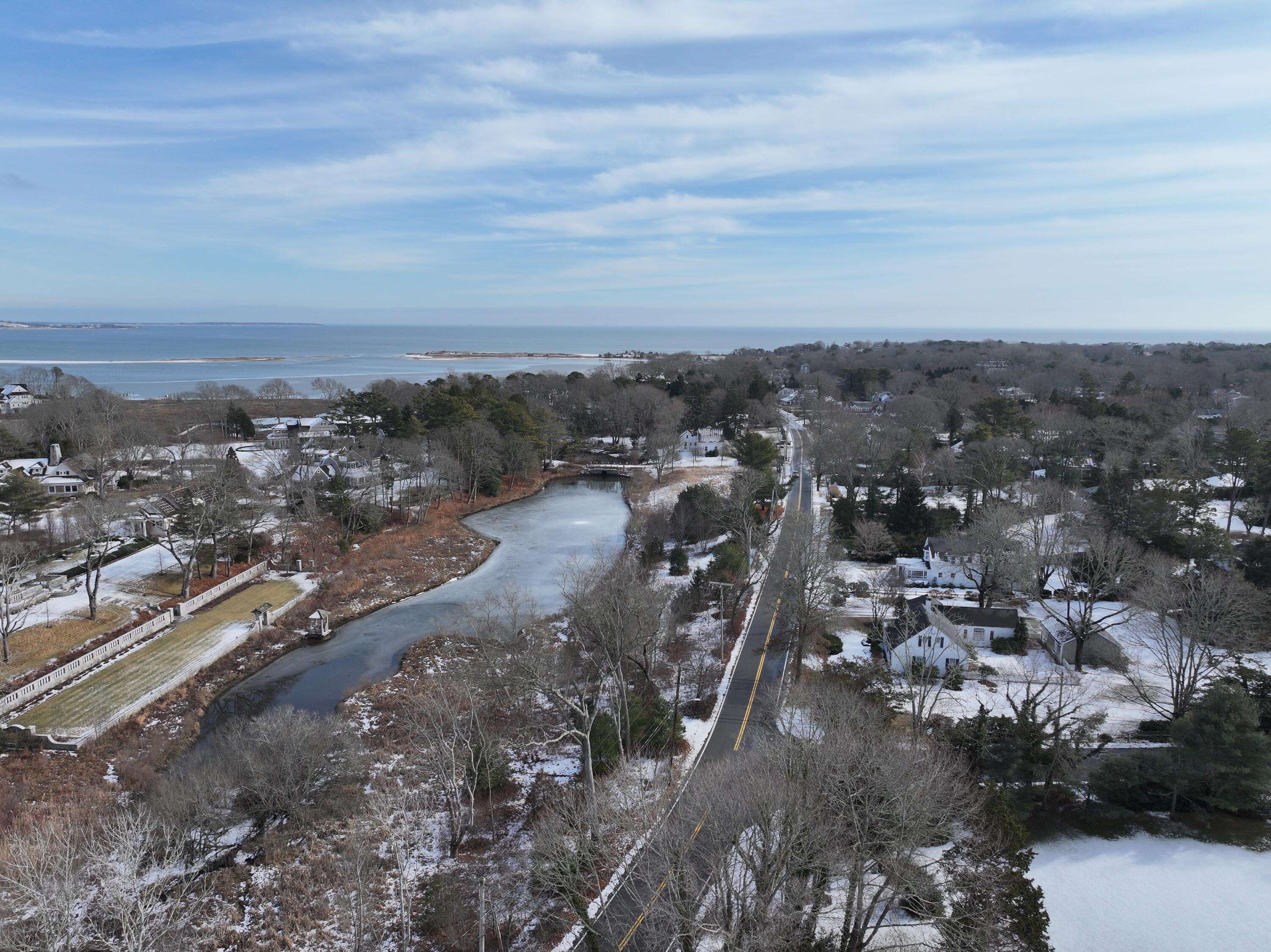 Osterville, MA 02655,19 E Bay Road
