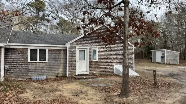 Eastham, MA 02642,279 Samoset Road