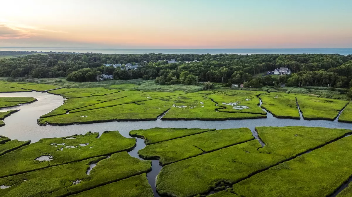 East Sandwich, MA 02537,566 Route 6A