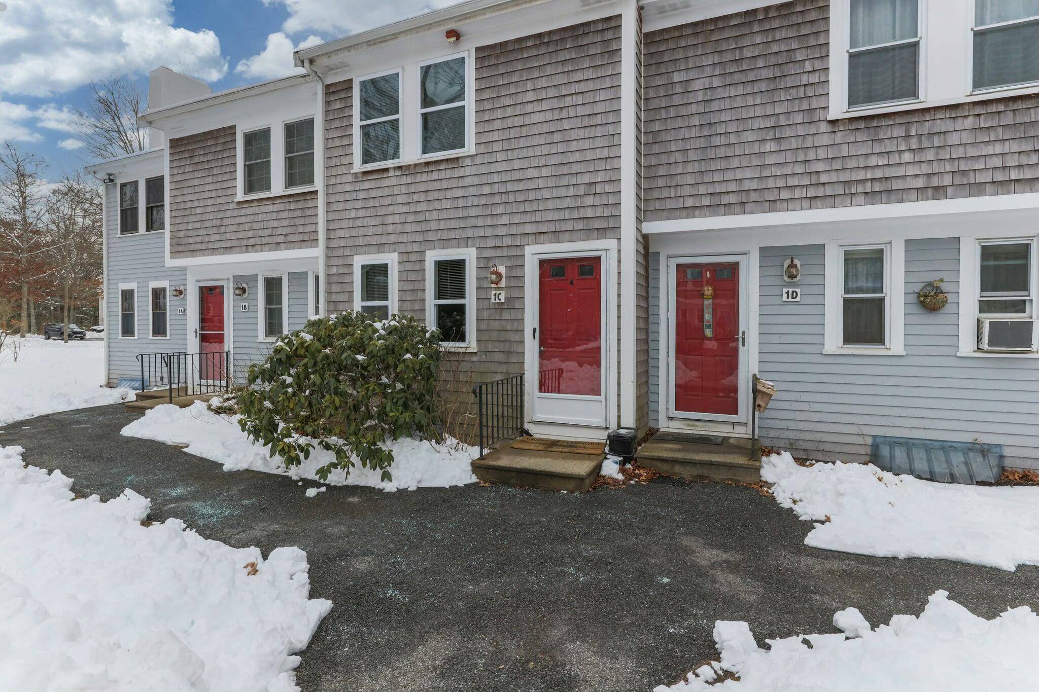 Mashpee, MA 02649,300 Falmouth Road #1C