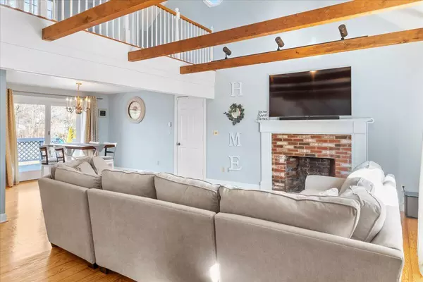 Centerville, MA 02632,395 Strawberry Hill Road