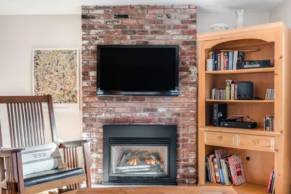 Chatham, MA 02633,1 Seastrand Way #8