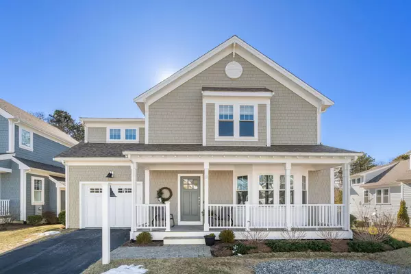 25 Rosewood Circle, Mashpee, MA 02649