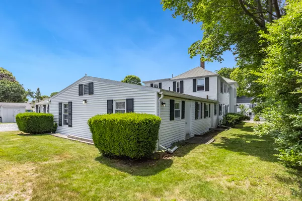 Falmouth, MA 02540,48 Walker Street