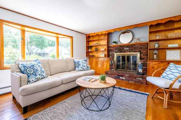 Truro, MA 02666,2 Pine Ridge End